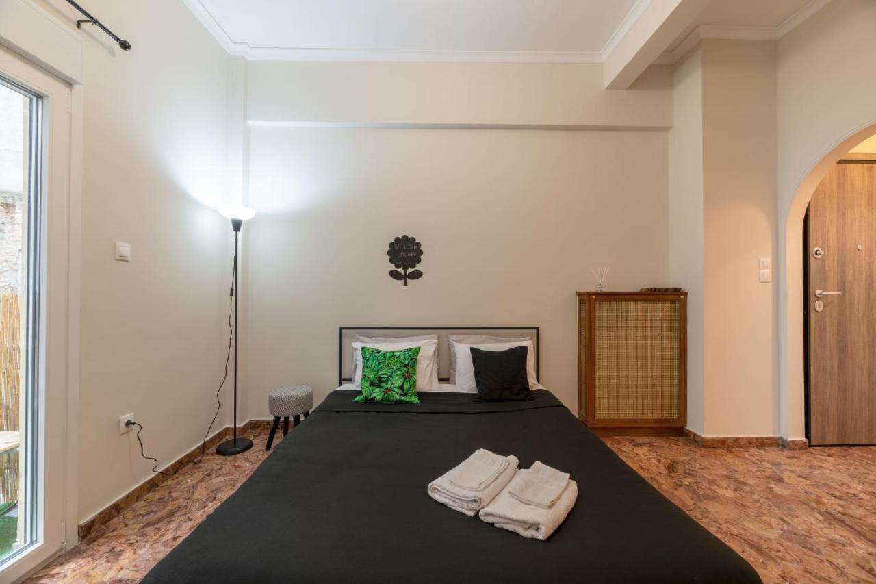 Pink Flat Exarcheia Athens Netflix Apartment Ngoại thất bức ảnh